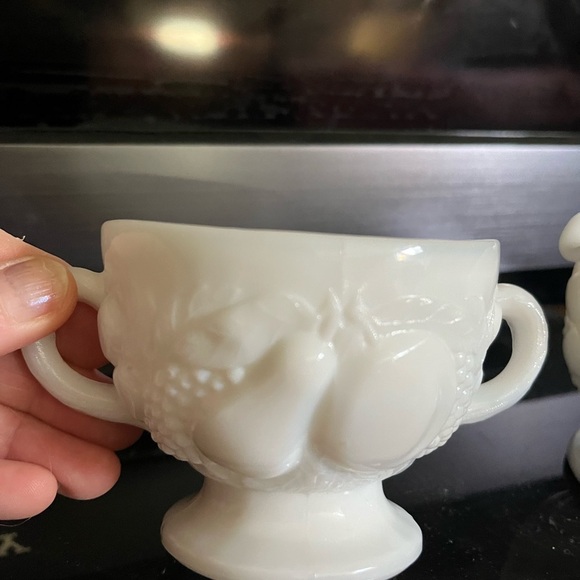 Vintage Cream and Sugar Set - Picture 2 of 4